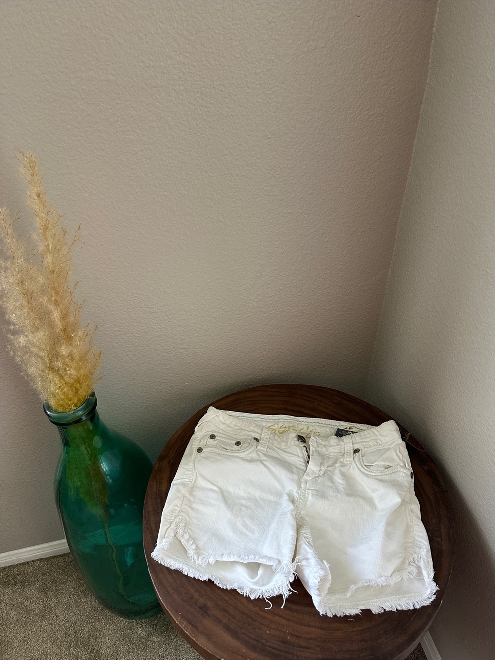 Y2K Stitch's White Frayed Hem Denim Shorts